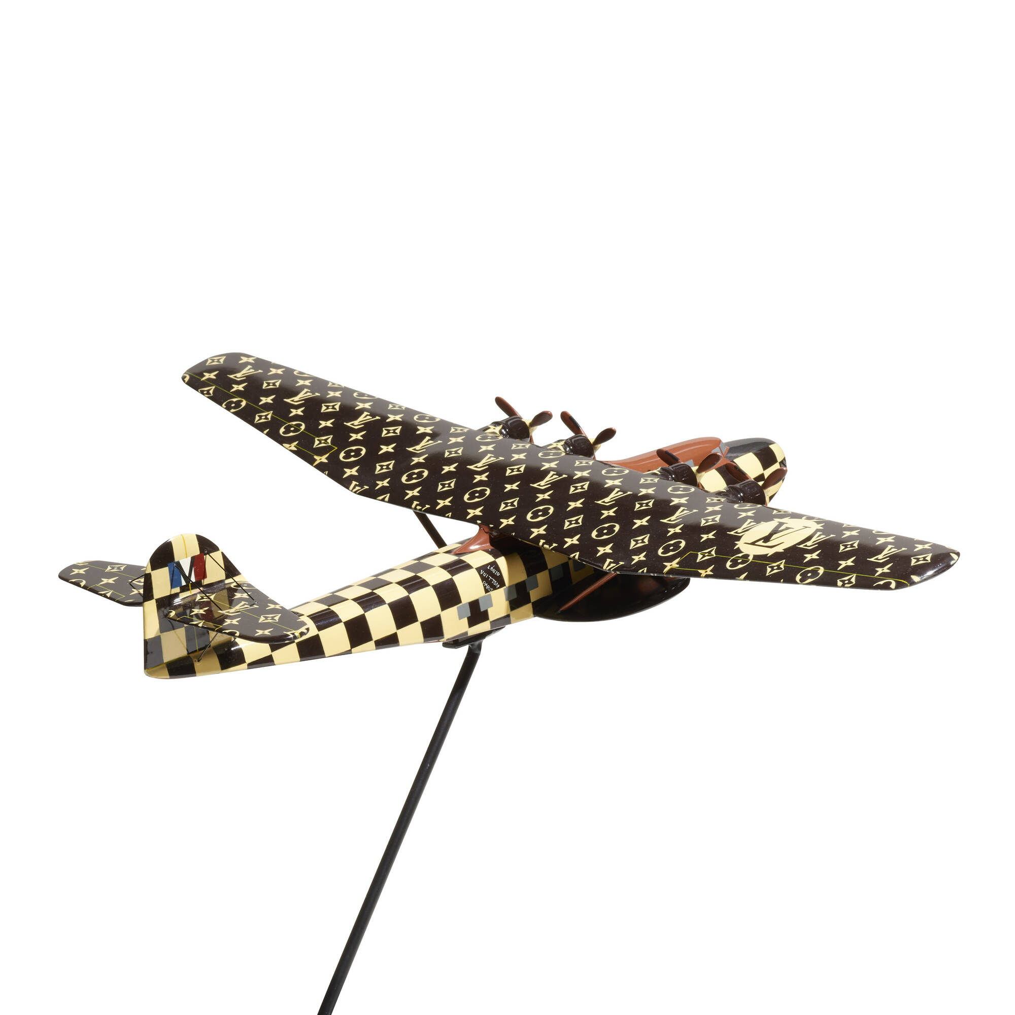 113: LOUIS VUITTON, Airplane model < A Century of Luxury & Design, 22 July  2020 < Auctions