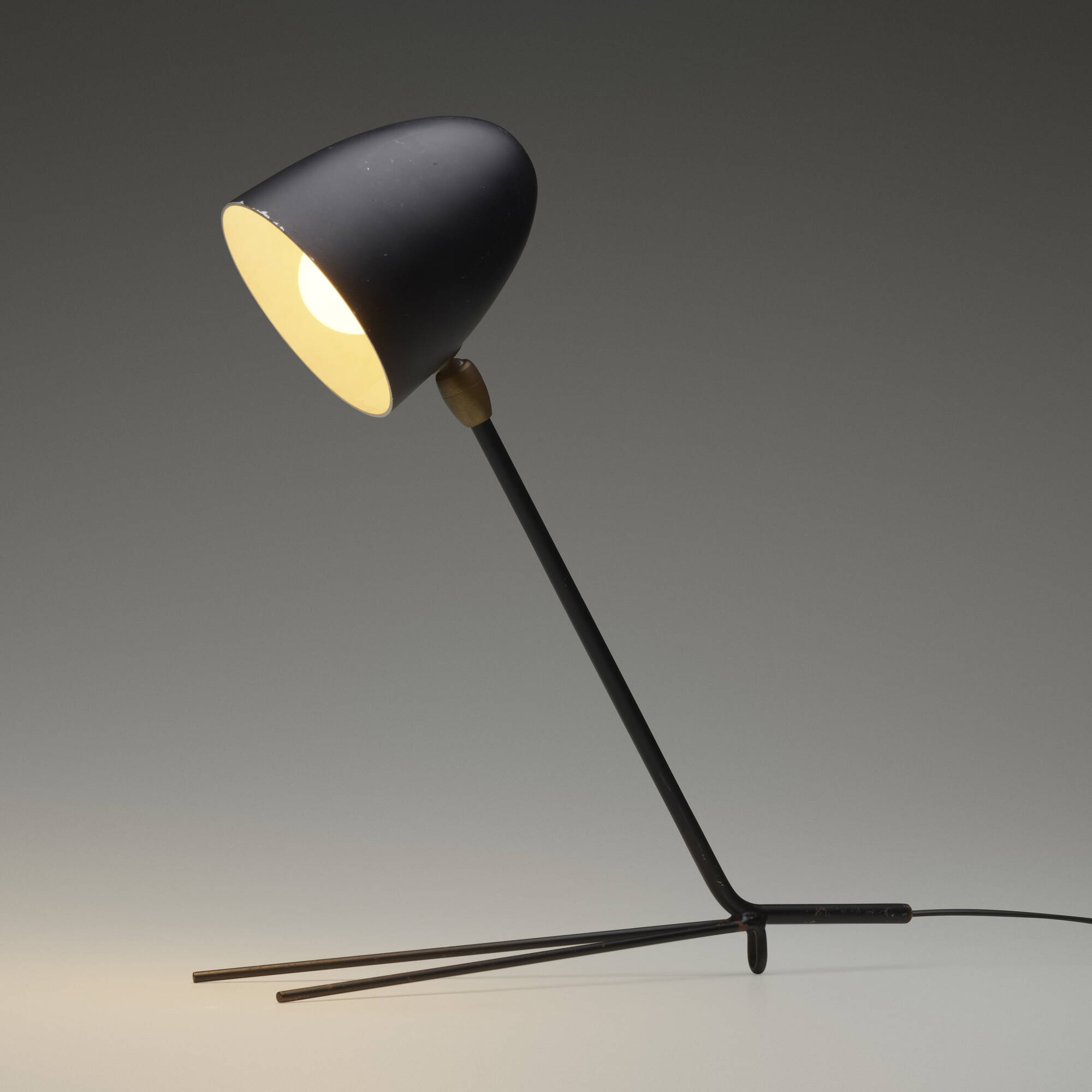 115: SERGE MOUILLE, Cocotte table lamp < Essential Design, 3