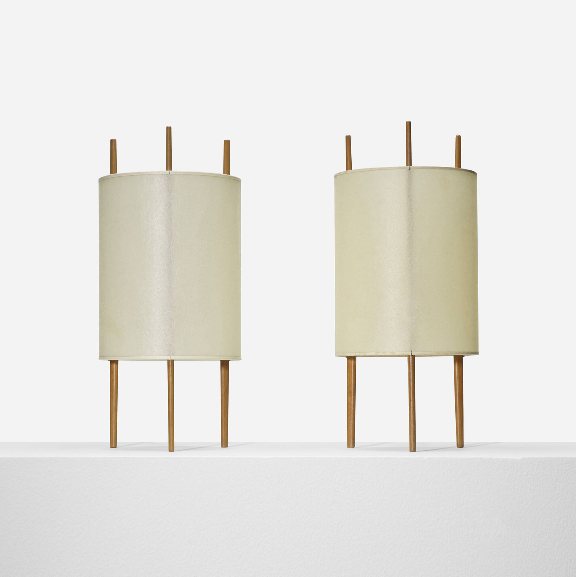 133 ISAMU NOGUCHI, table lamps model 9, pair