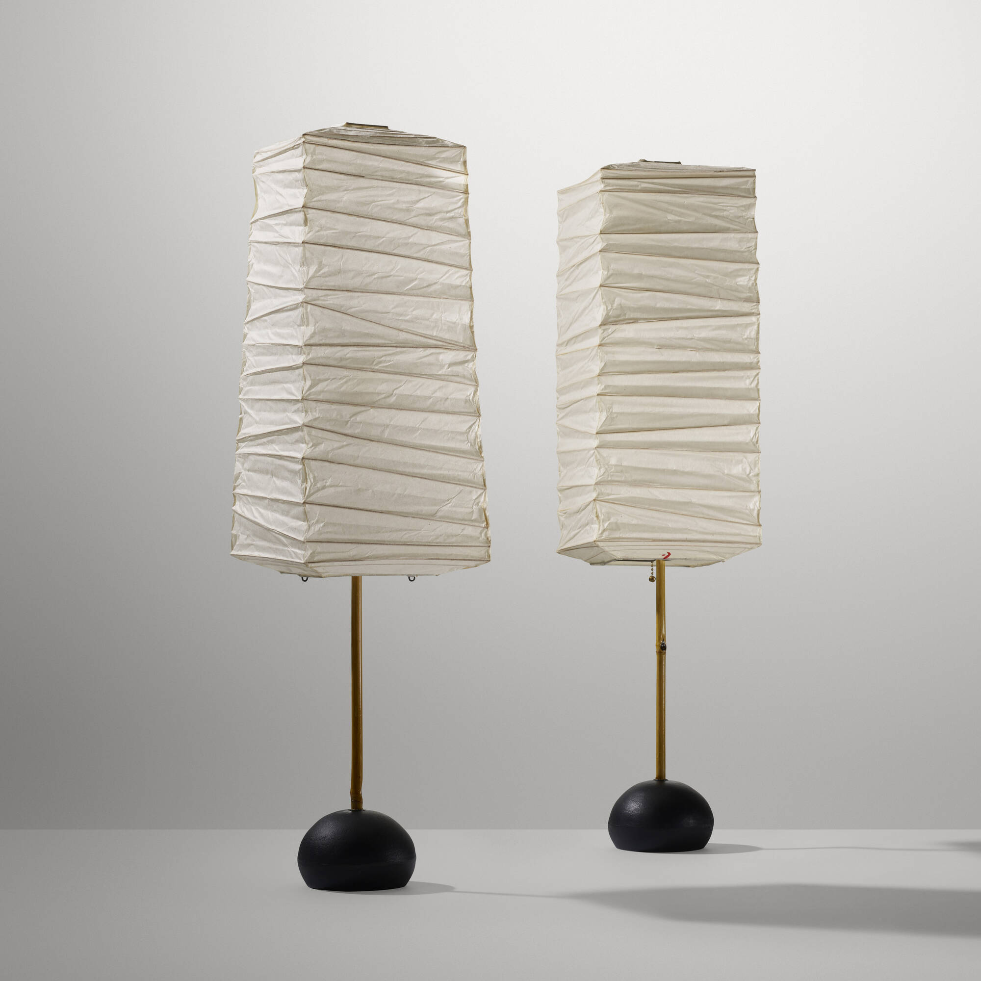 Heavy Brass Columnar Table Lamp (Contemporary) – LEO Design, Ltd.