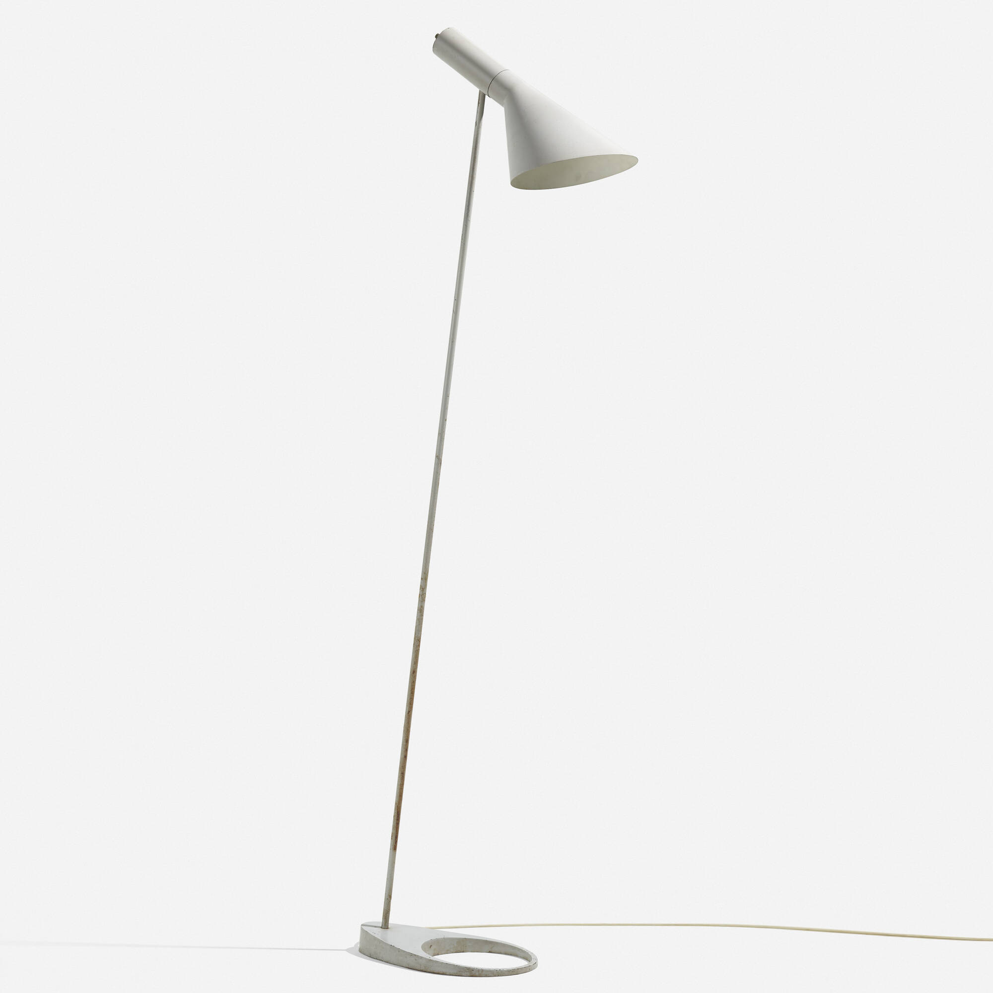 165 ARNE JACOBSEN, AJ floor lamp