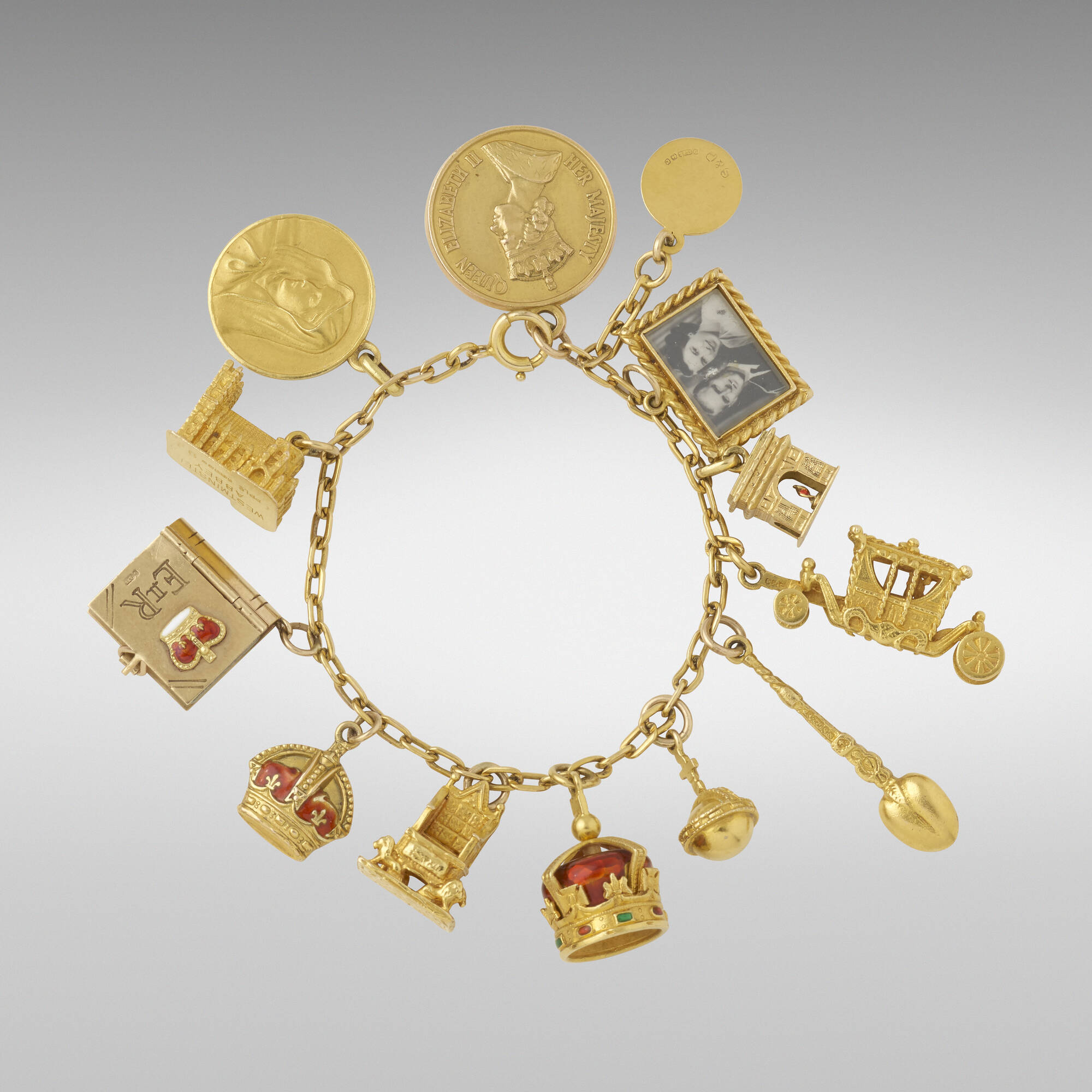 Sold at Auction: Vintage 14K Gold Charm Bracelet